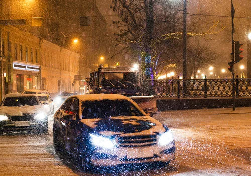 Niebezpieczny weekend na drogach! IMGW ostrzega kierowców w wielu regionach