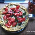 OMLET Z MOZZARELLĄ I POMIDOREM