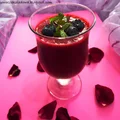 Fit truskawkowy koktajl chia z melisą (vege & white sugar free)