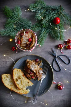 ŚLEDZIE NA WIGILIĘ