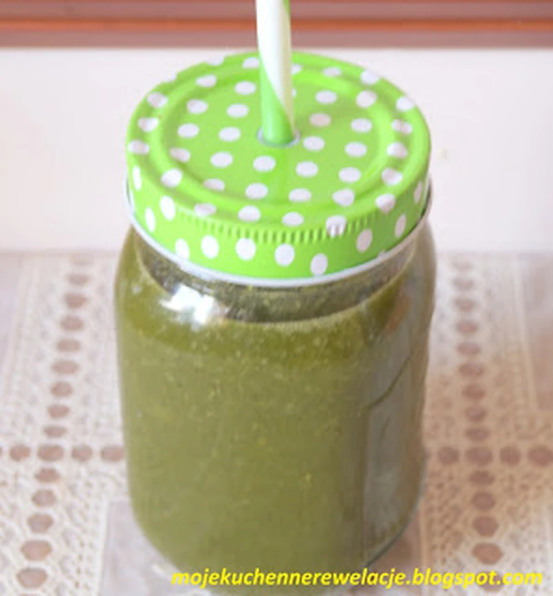 Koktajl zielony detox - bomba witaminowa - 180 kcal