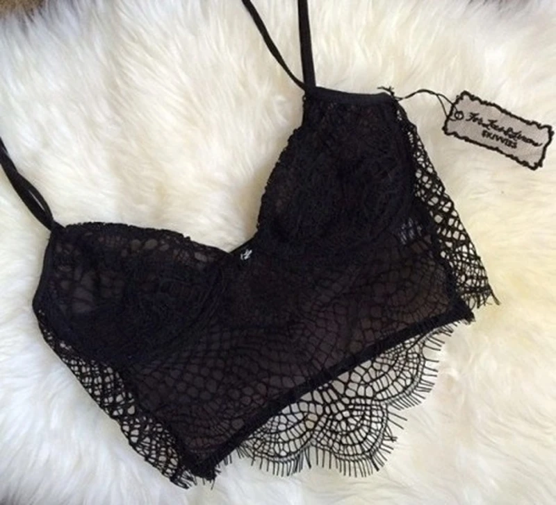 Bralet z koronki