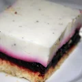 Ciasto z czarną porzeczką