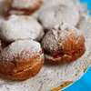 Pączki moskiewskie  - bez drożdży i wyrastania. Ni to pączek, ni to ciastko :)
