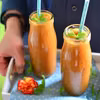 Smoothie z brzoskwiniami i granatem