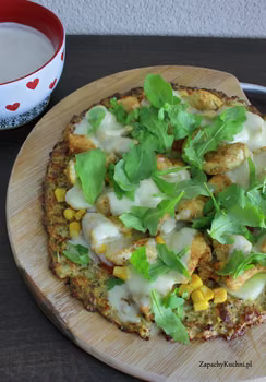 FIT PIZZA Z KALAFIORA- CZYLI JAK FAST FOOD PRZEKSZTAŁCIĆ W PYSZNE, ZDROWE DANIE