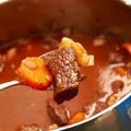 Jak przygotować dobry gulasz? Zdradzamy 7 zasad, które zmienią twoje gotowanie