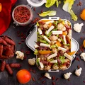 Lunchbox z kalafiorem pieczonym w cynamonie