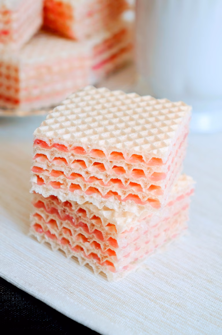 Domowe wafle z masą z galaretki