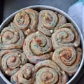 Kolorowe cynamonowe rollsy