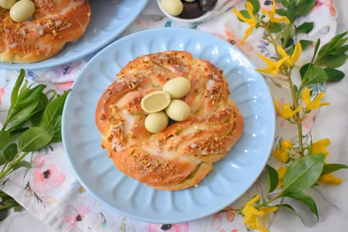 Wielkanocne wianuszki z pistacjami