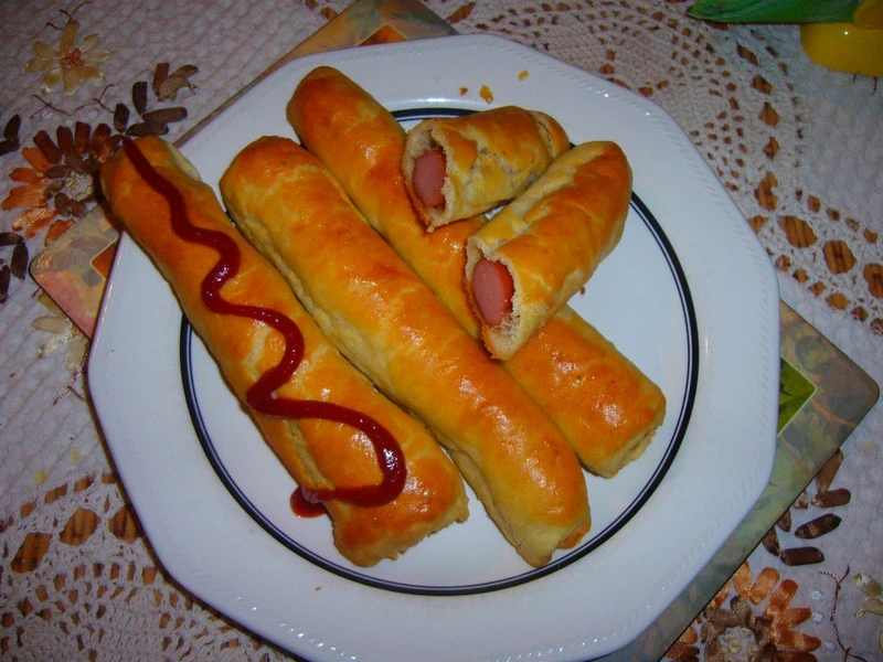 Parówki w cieście