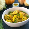 Jesienny kurczak curry z dynią i kalafiorem