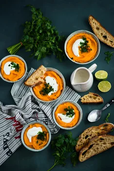 Zupa krem z dyni i marchewki (z puree z dyni)