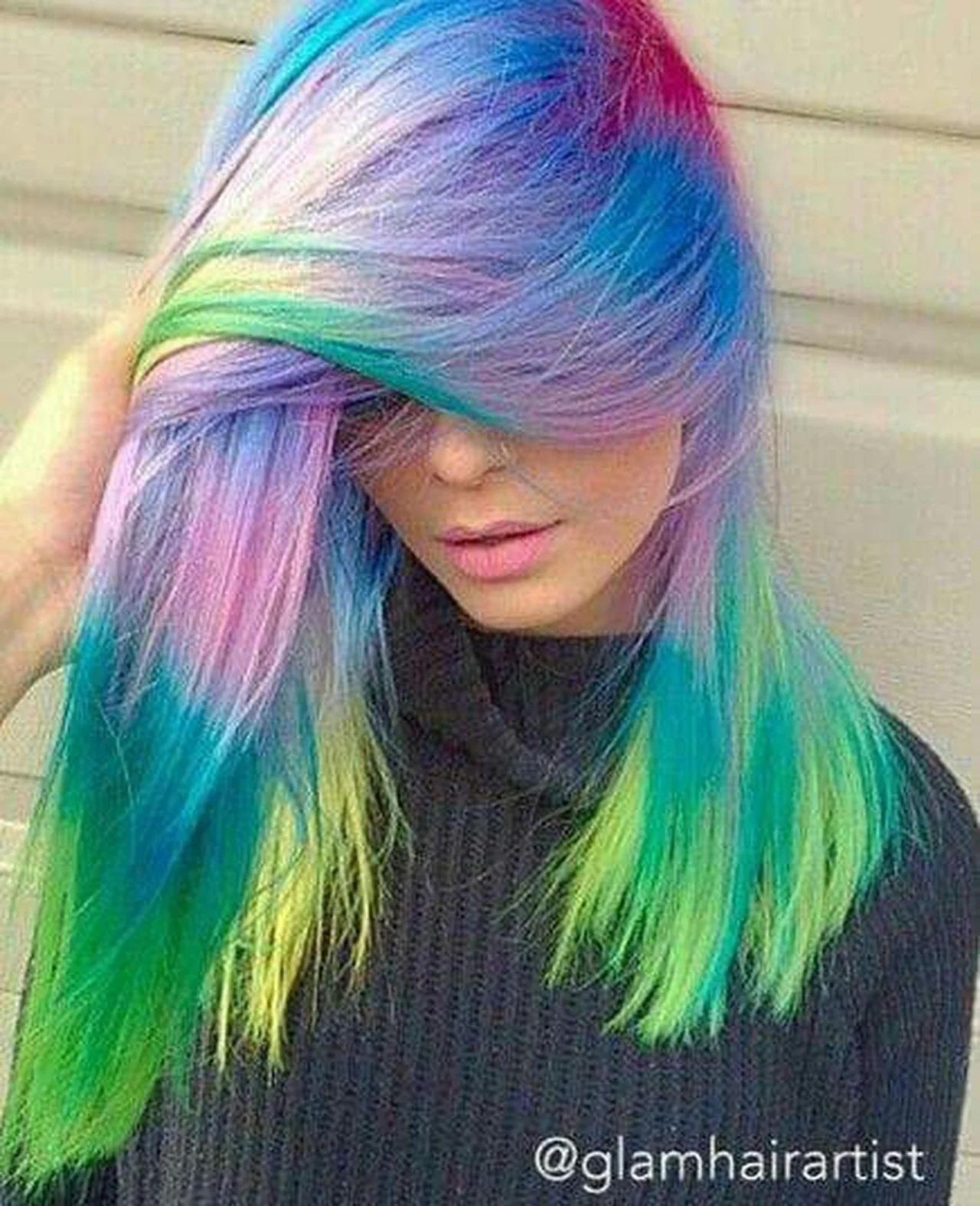 Kolorowe włosy tylko dla odważnych