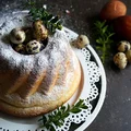 Wielkanocna baba drożdżowa na żółtkach