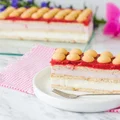 TRÓJKOLOROWE CIASTO TRUSKAWKOWE / BEZ PIECZENIA