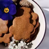 Proste kruche ciasteczka karobowe z lawendą (bez glutenu i cukru rafinowanego)