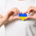 300 zł dla uchodźcy oraz 1200 zł miesięcznie dla pomagających. Co postanowił rząd?