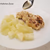Placuszki serowe z miodem w towarzystwie melona