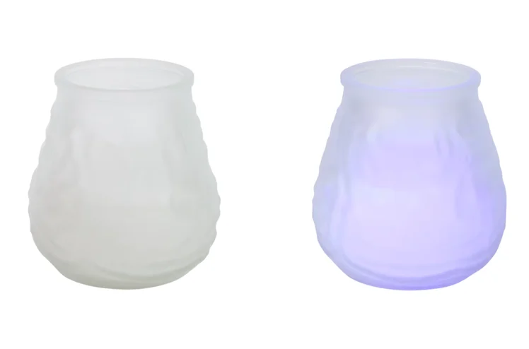 Zdjęcie Ta świeca z Action za 16 zł to hit na taras lub balkon! Komary nie mają szans, a kolorowe diody LED robią klimat magii #2