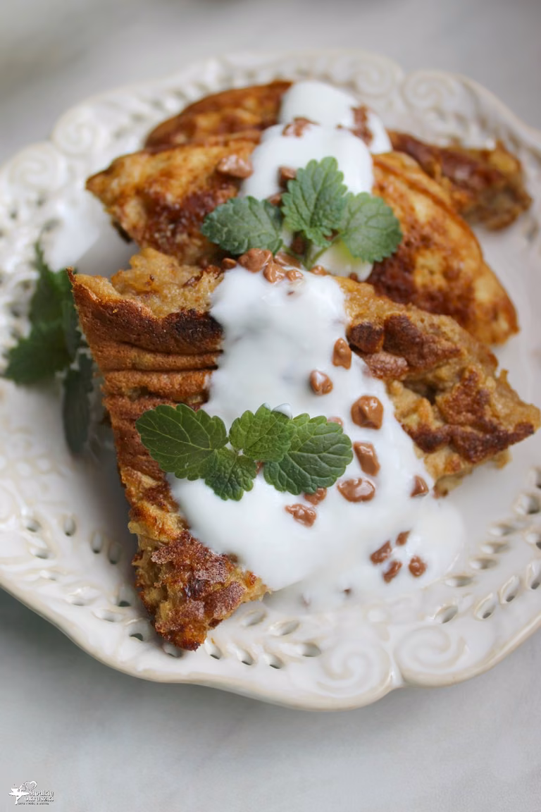 Omlet z syropem daktylowym