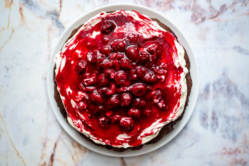 Brownie z kremem mascarpone i wiśniami - Analiza Smaku - Tutaj liczy się smak!