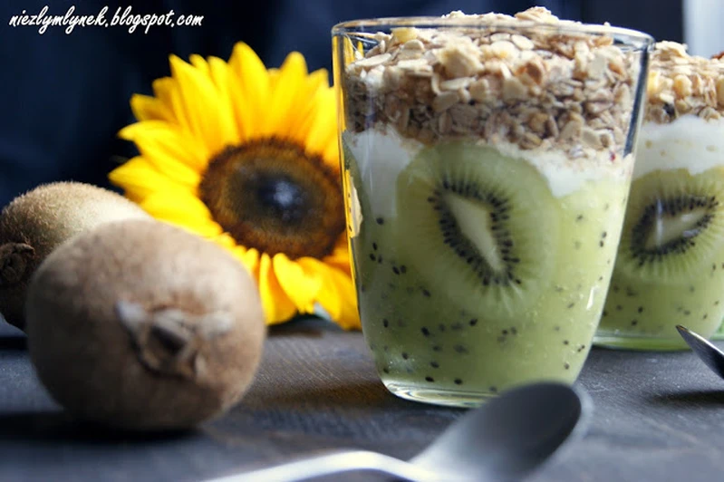 Śniadanie z kiwi i musli
