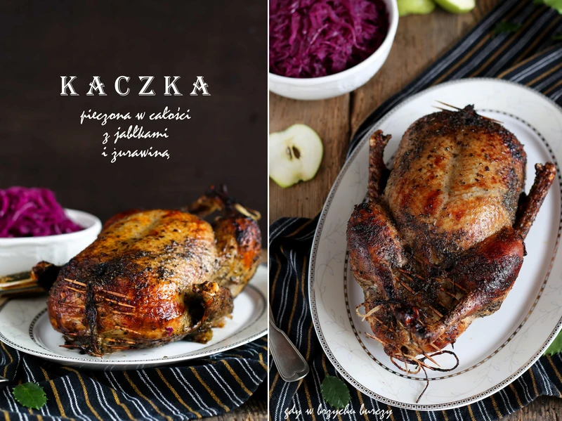 Kaczka pieczona w całości z jabłkami i żurawiną