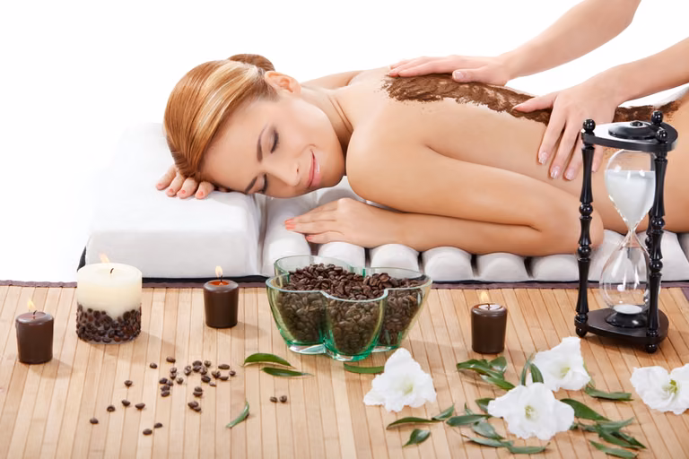 PRZYGOTUJ SOBIE DOMOWY PEELING!