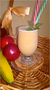 Herbaciano-owocowe smoothie