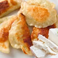 Dodaj ten składnik do farszu na pierogi. Nadzienie będzie kremowe i wyjątkowe!