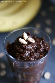 Crunchy krem czekoladowy z awokado