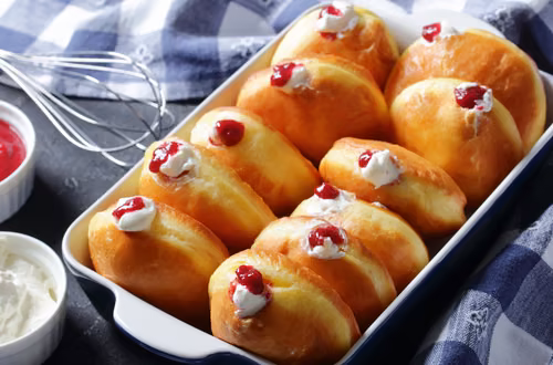 Niemieckie pączki są inne niż polskie! Oto, dlaczego Berliner smakuje inaczej