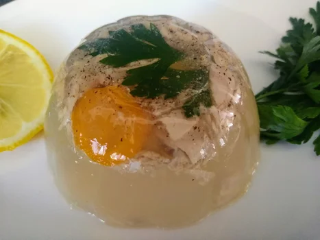 Galaretka z kurzych łapek
