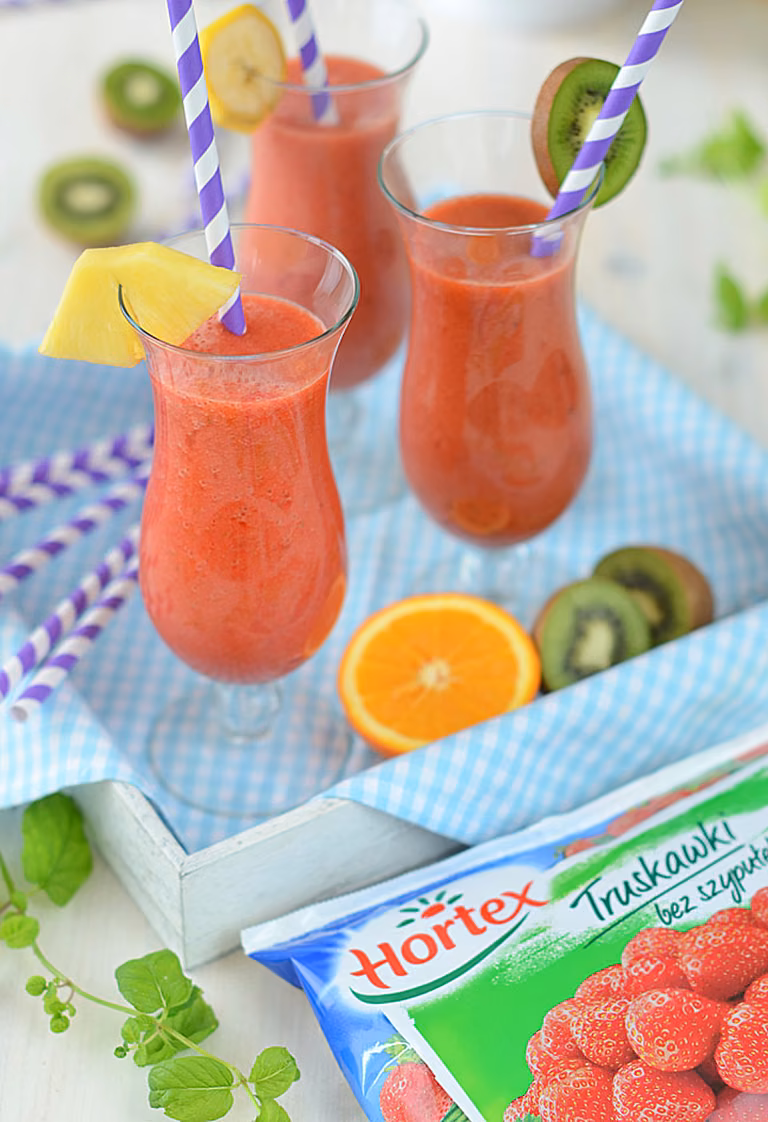 Smoothie truskawkowe w 100% owocowe na 3 sposoby