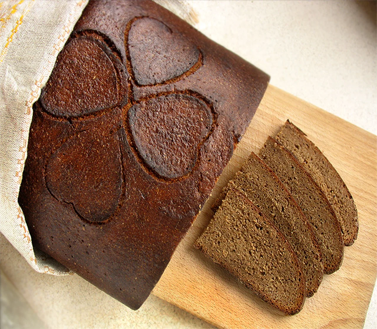 Chleb żytni pełnoziarnisty łatgalski (Łotwa)