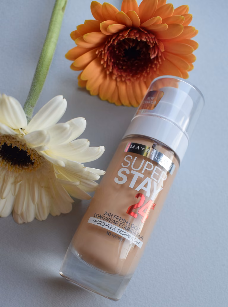 Dziś  recenzja podkładu Maybelline Superstay 24h. Czy na prawdę jest taki superstay???