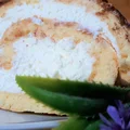 Rolada z bitą śmietaną