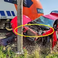 Dlaczego egzaminator pozostawił kursantkę w aucie na przejeździe kolejowym? Mężczyzna wyznał prawdę