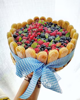 Efektowny tort bez pieczenia dla opornych