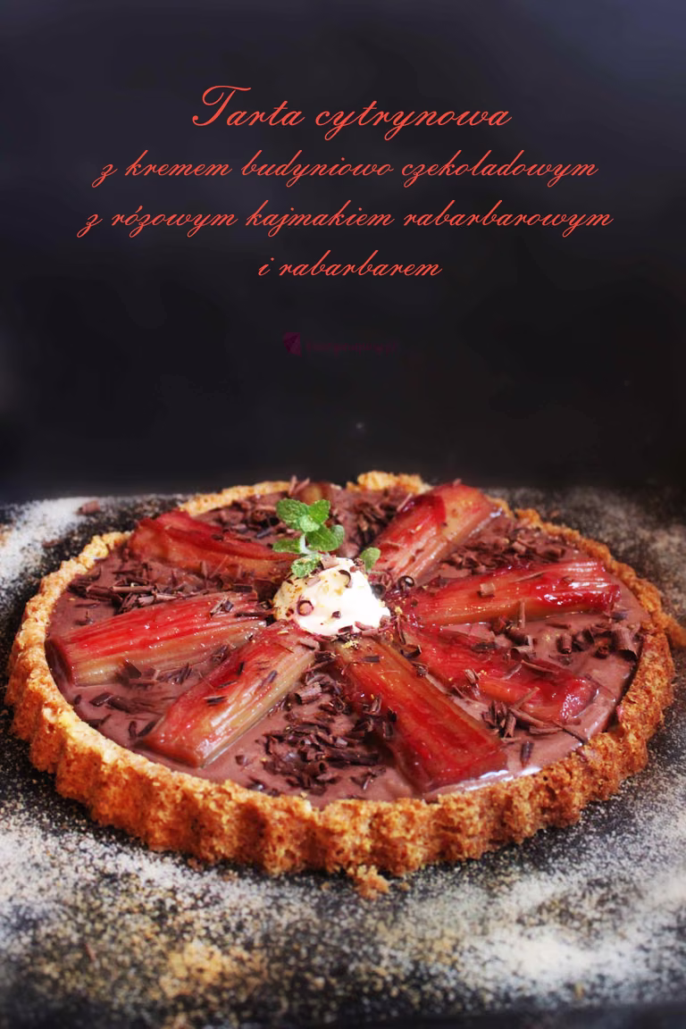 Tarta z kremem czekoladowym i rabarbarem