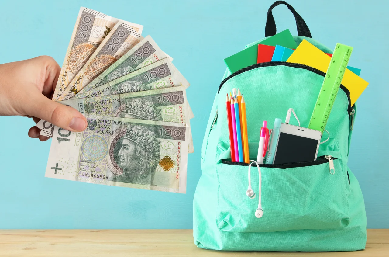 Nie wszyscy o tym wiedzą! Nawet 400 zł na wyprawkę dla ucznia do 24. roku życia!