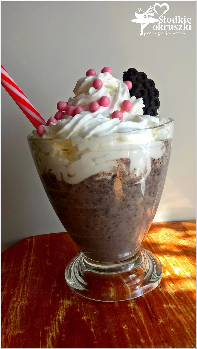 Ciasteczkowy shake bananowy. Deser.