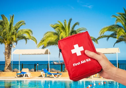 10 niezbędnych leków na wakacje all inclusive – co zabrać do Turcji lub Egiptu?