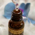 Eveline Cosmetics - jak działa serum 8w1?