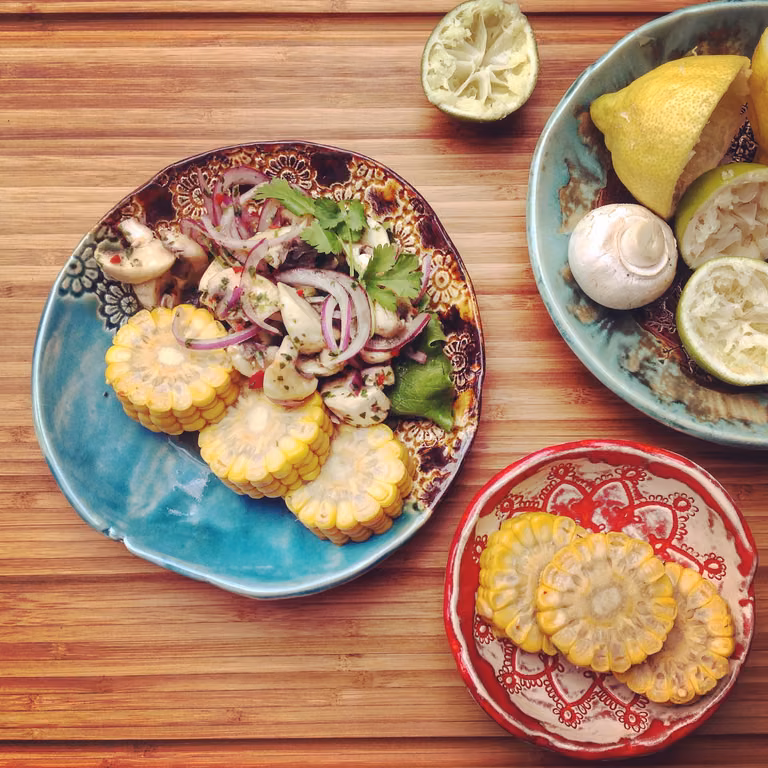 Wegańskie ceviche z pieczarek