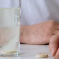 Zimowe zmęczenie? Magnez w tabletkach musujących, który przywróci Ci energię!