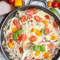Spaghetti z polędwicą wiejską i pomidorkami