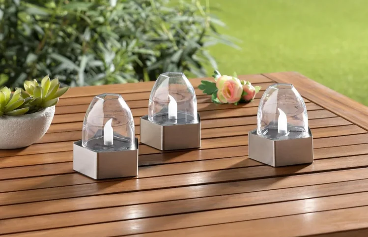 Zdjęcie Te solarne lampki z Lidla zrobią mega klimat w mieszkaniu i na balkonie! Zestaw tylko 35 zł, na każdą pogodę, bez kabli i rachunków #3